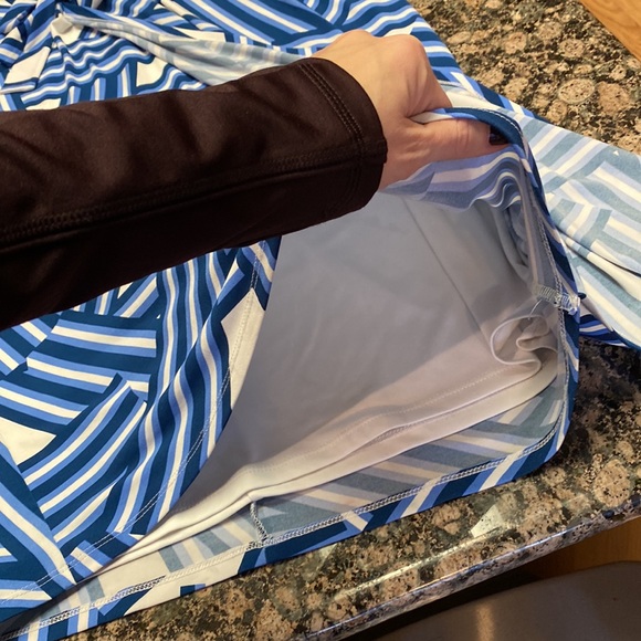 NWOT Ivanka Trump blue white geometric stripe faux wrap sheath, size M - Picture 5 of 15